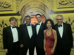 Lua Hadar with Twist: C'est Magnifique